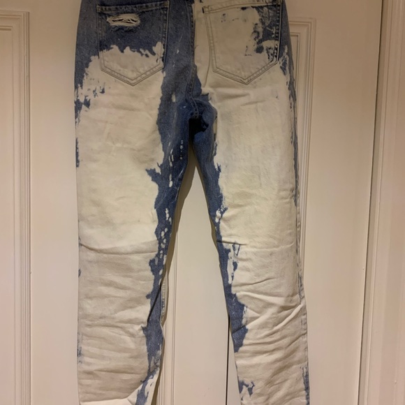 Missguided Jeans, Acid Wash, Preloved, High Rise, Destroyed Size 4 - Picture 4 of 4